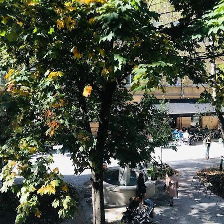 Апартаменты Комфортна квартира в самому серці Львова Экстерьер фото